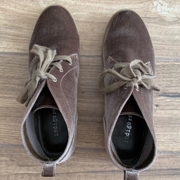 indigo rd. Shiny & Soft Velvety Tie Ankle Booties - Picture 5 of 8